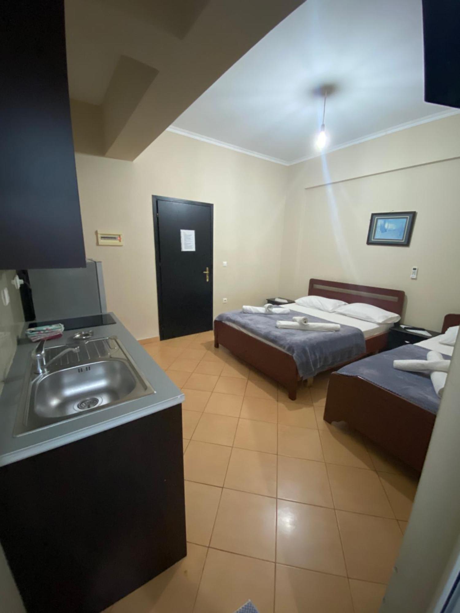 קסאמיל Studio Apartments Rizarjo מראה חיצוני תמונה