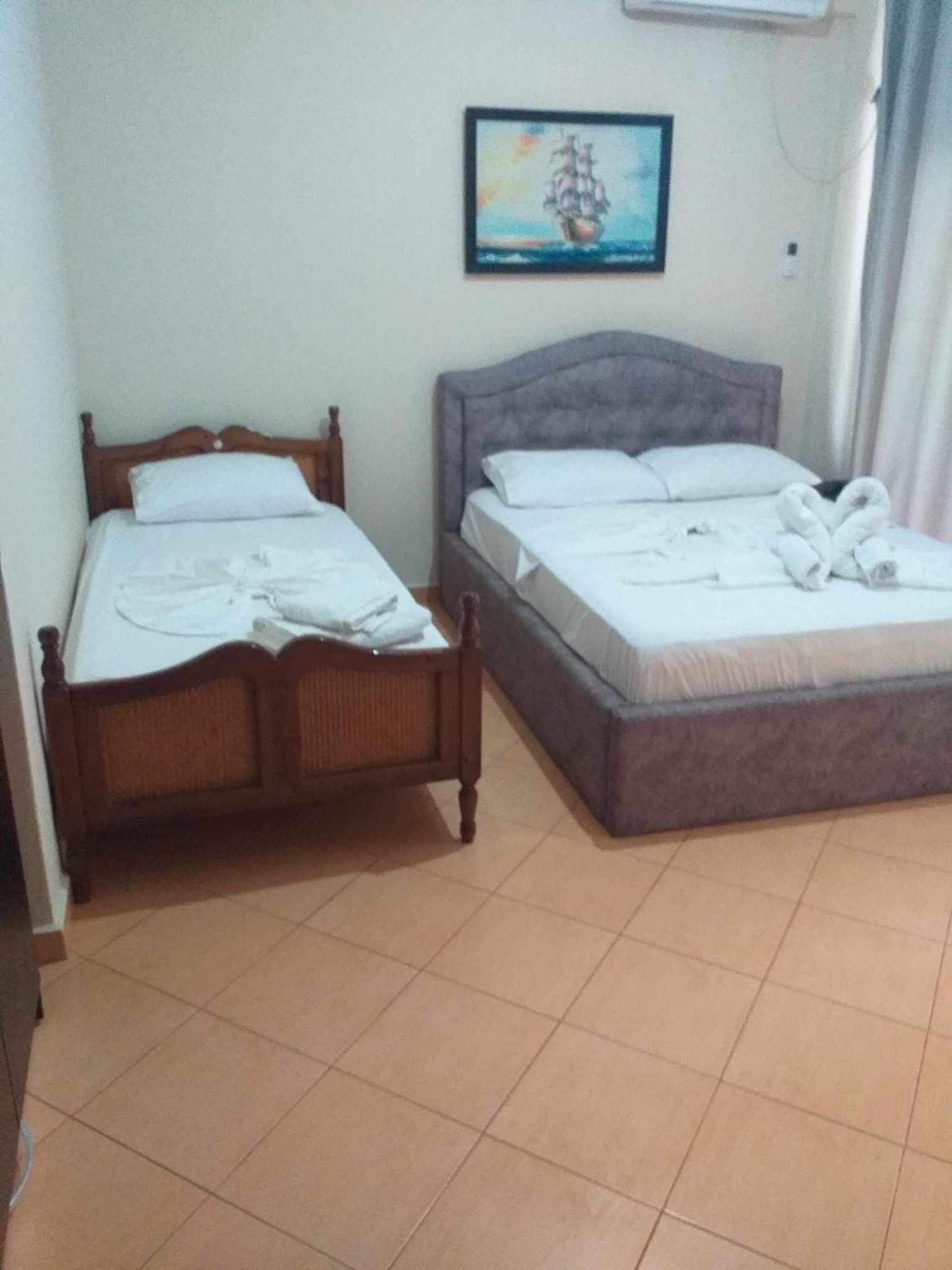 קסאמיל Studio Apartments Rizarjo מראה חיצוני תמונה