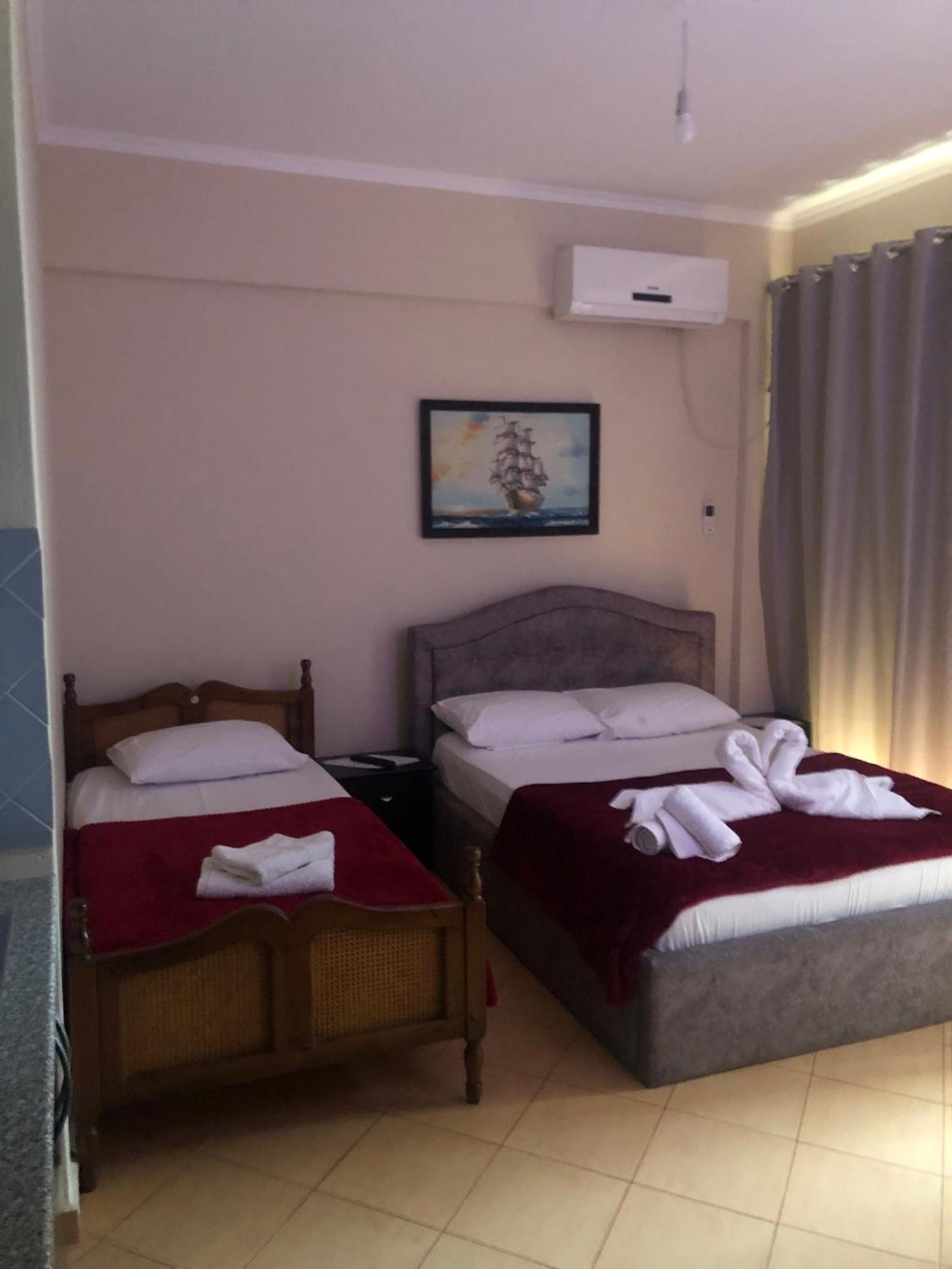 קסאמיל Studio Apartments Rizarjo מראה חיצוני תמונה