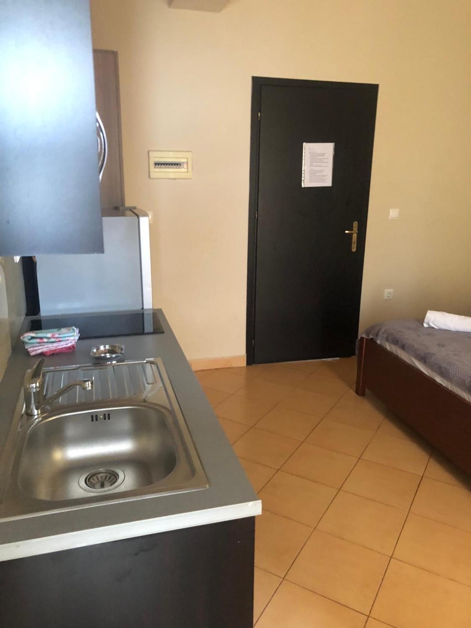 קסאמיל Studio Apartments Rizarjo מראה חיצוני תמונה